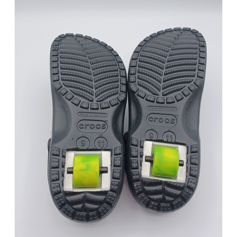 Crocs Classic Clog with Heel Wheels - Black - Men's Size‎ 9 / Women's Size 11
